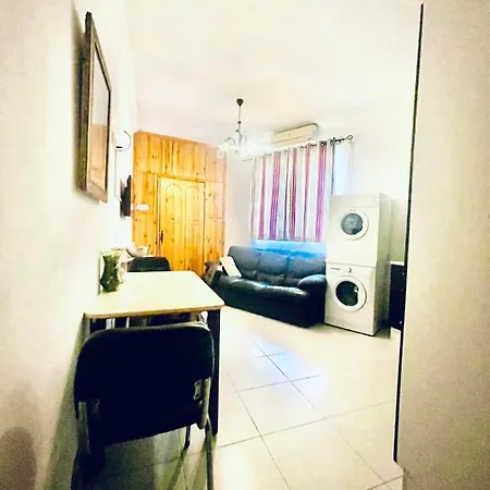 One Bedroom In Sweiqi Apartament