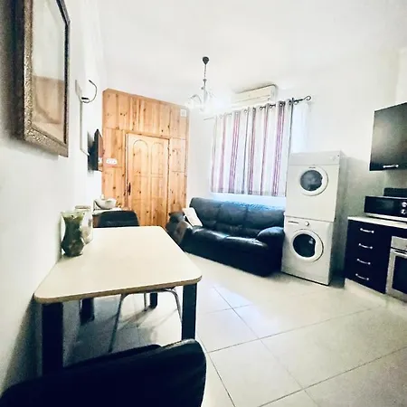 Apartament One Bedroom In Sweiqi *